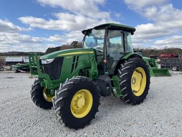 Main image John Deere 6120E